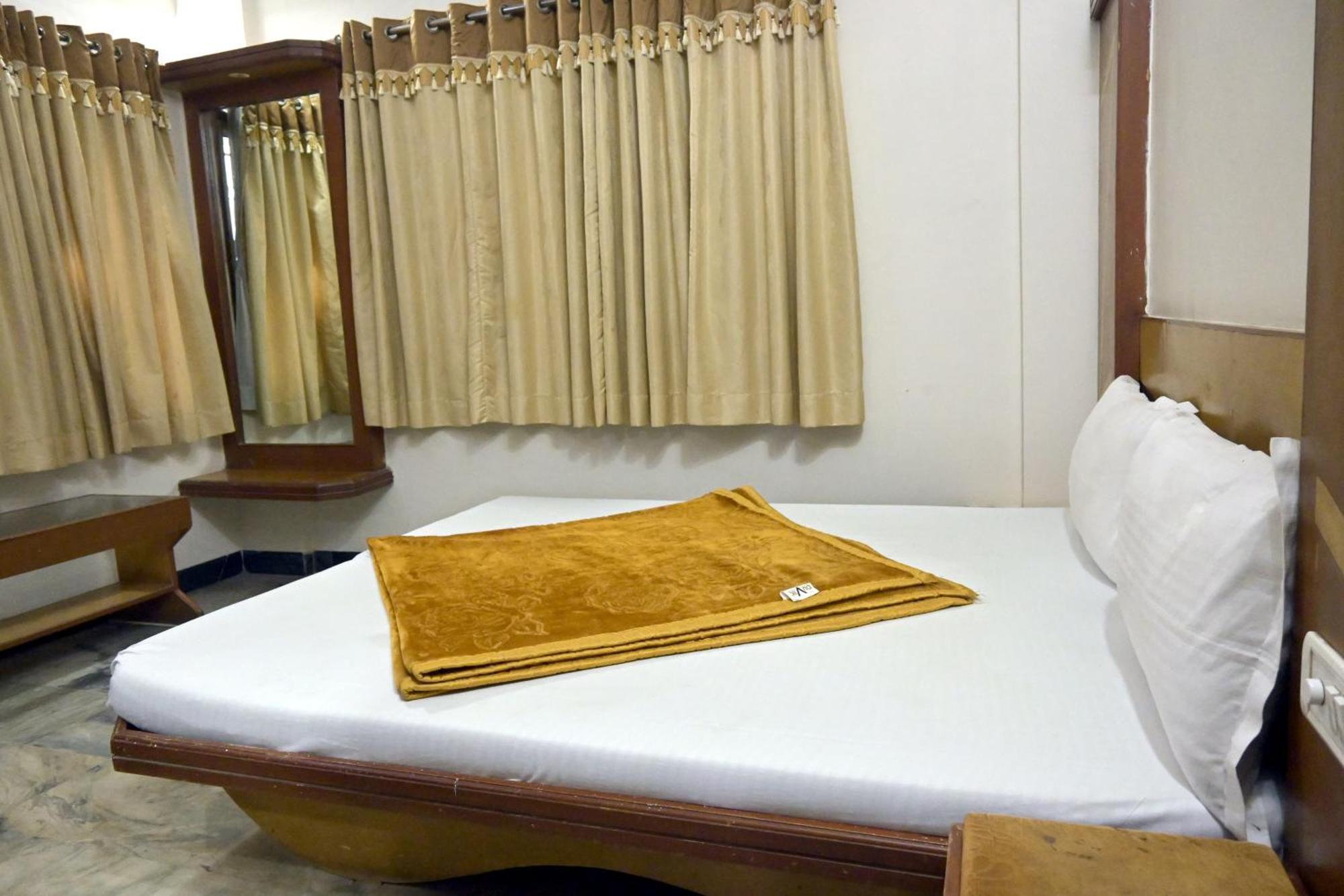 Hotel Roshan Palace Ambaji Εξωτερικό φωτογραφία