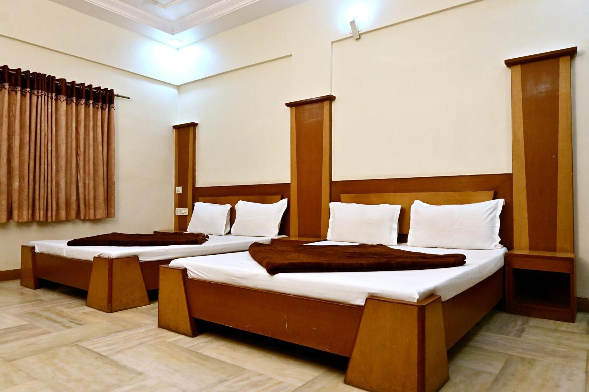 Hotel Roshan Palace Ambaji Εξωτερικό φωτογραφία