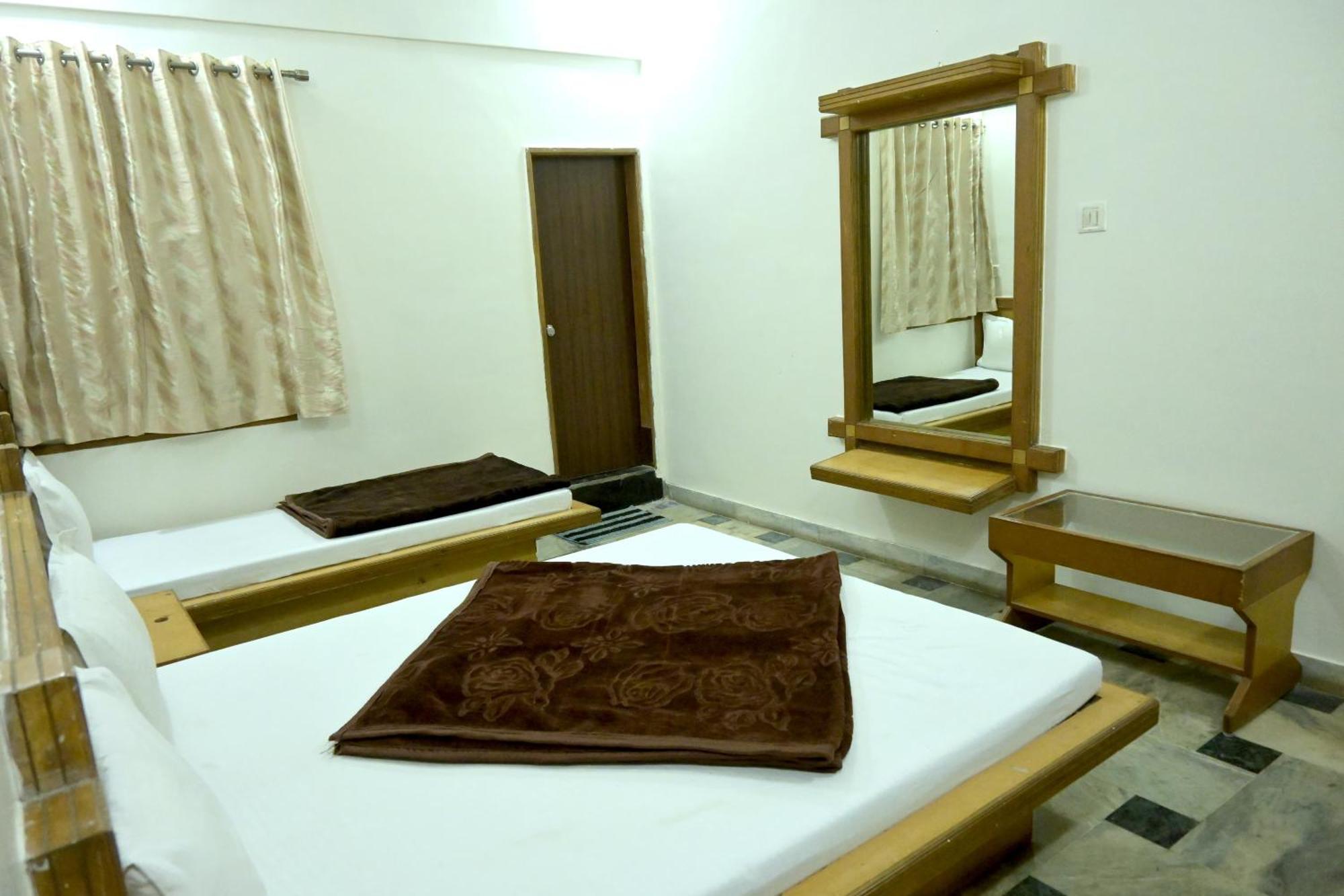 Hotel Roshan Palace Ambaji Εξωτερικό φωτογραφία